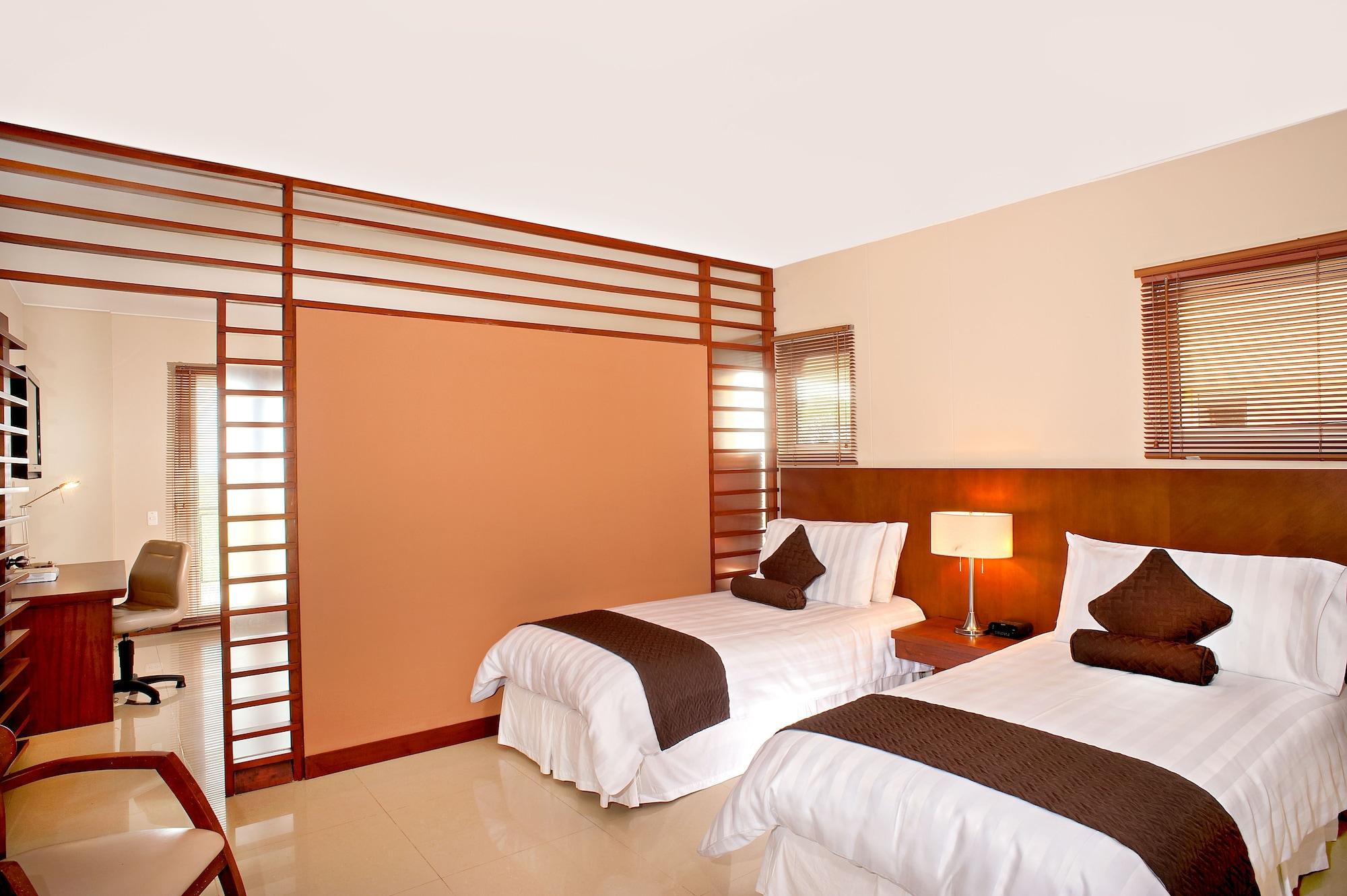 רסטרפו Wyndham Garden Villavicencio Rnt 26993 מראה חיצוני תמונה