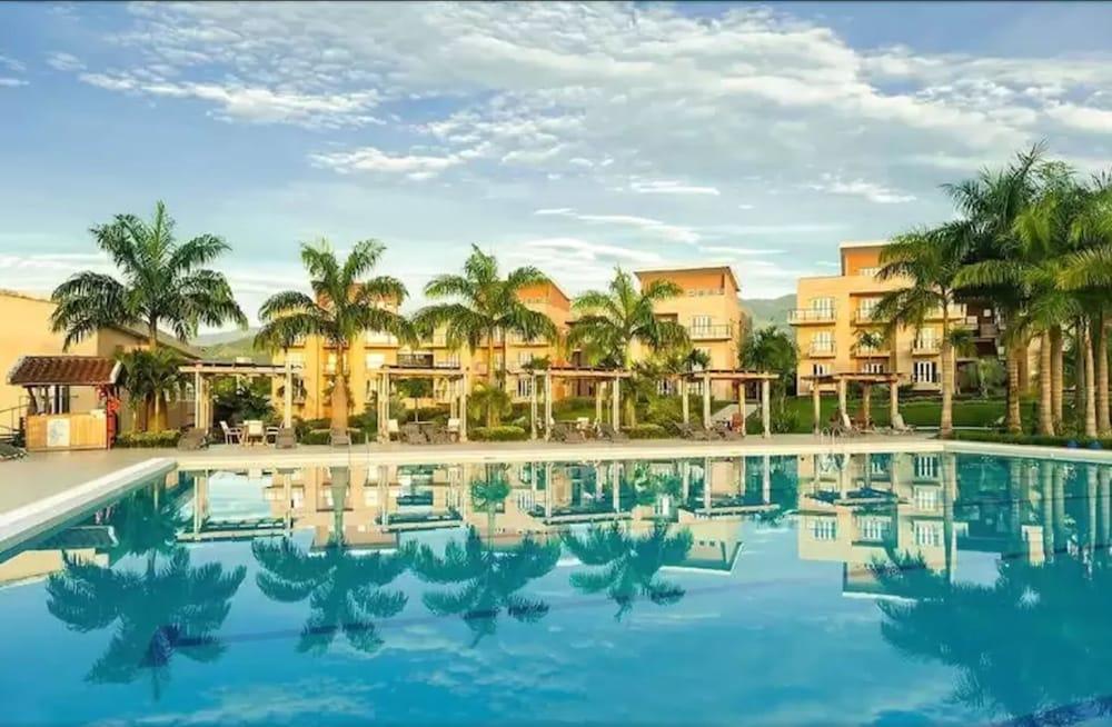 רסטרפו Wyndham Garden Villavicencio Rnt 26993 מראה חיצוני תמונה