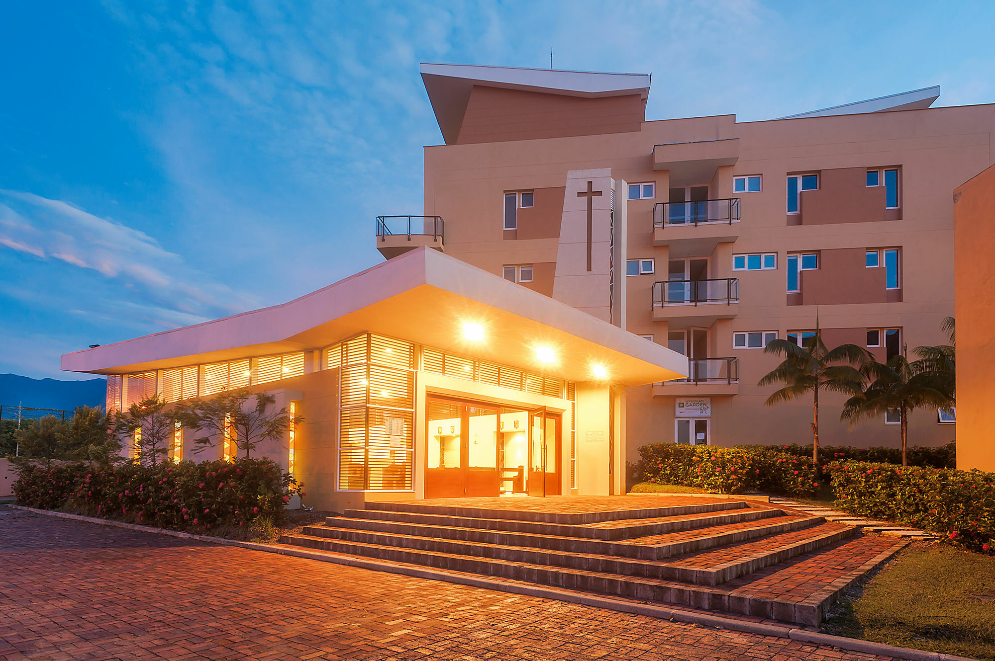 רסטרפו Wyndham Garden Villavicencio Rnt 26993 מראה חיצוני תמונה
